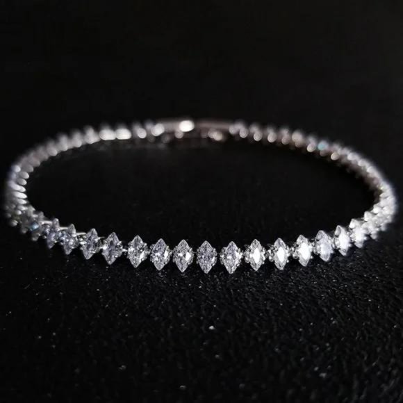 NEW 925 STERLING SILVER CUT DIAMOND BRACELET, NICE BRACELET, CUTE BRACELET - Picture 3 of 5